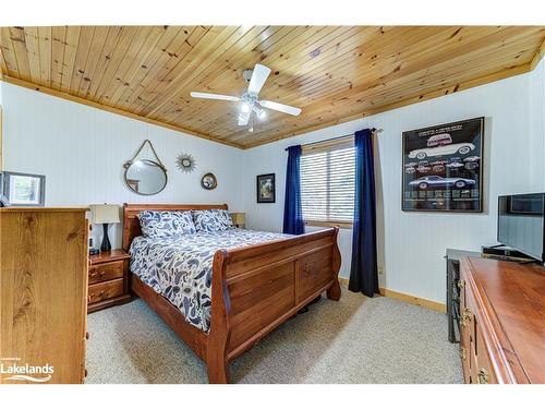 12 Kawartha Crescent, Wasaga Beach, ON - Indoor Photo Showing Bedroom