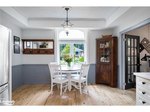 2 Erie Street, Collingwood, ON - Indoor Photo Showing Dining Room