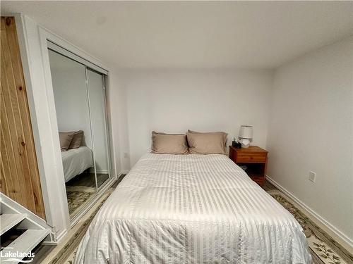 615 Tenth Street, Collingwood, ON - Indoor Photo Showing Bedroom