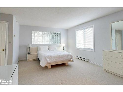 218-169 Jozo Weider Boulevard, The Blue Mountains, ON - Indoor Photo Showing Bedroom