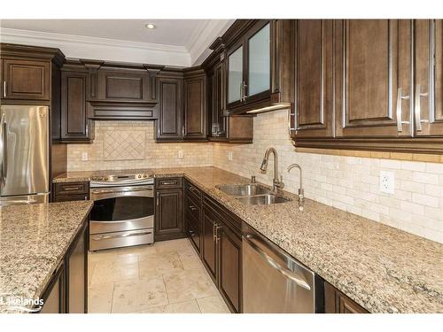 307-130 Steamship Bay Road, Gravenhurst, ON - Indoor Photo Showing Kitchen With Double Sink With Upgraded Kitchen