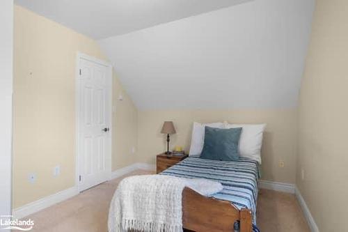 42 Winnifred Avenue, Parry Sound, ON - Indoor Photo Showing Bedroom