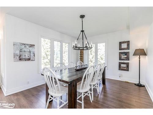 212-110 Fairway Court, The Blue Mountains, ON - Indoor Photo Showing Dining Room