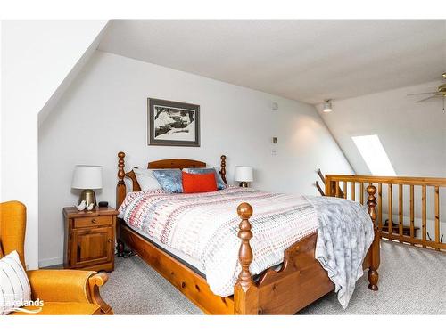 470 Oxbow Crescent, Collingwood, ON - Indoor Photo Showing Bedroom