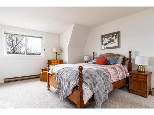 470 Oxbow Crescent, Collingwood, ON - Indoor Photo Showing Bedroom