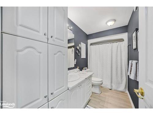 9 Ventnor Crescent, Wasaga Beach, ON - Indoor Photo Showing Bathroom