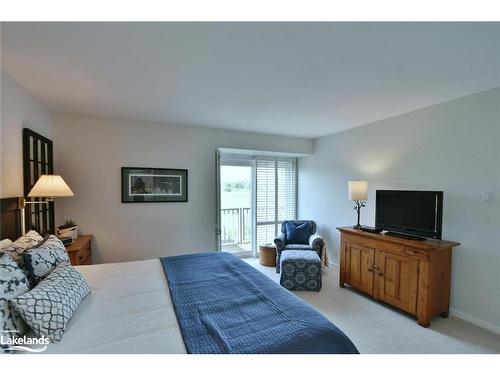 567 Oxbow Crescent, Collingwood, ON - Indoor Photo Showing Bedroom