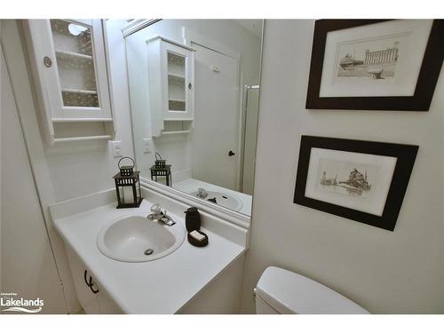 567 Oxbow Crescent, Collingwood, ON - Indoor Photo Showing Bathroom