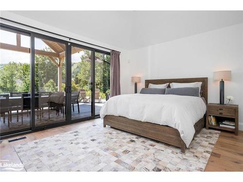 144 Alexandra Way, The Blue Mountains, ON - Indoor Photo Showing Bedroom