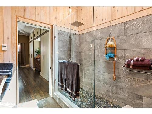 9319 County Rd 503, Gooderham, ON - Indoor Photo Showing Bathroom