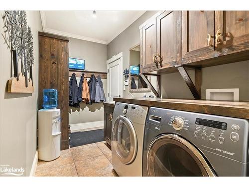 9319 County Rd 503, Gooderham, ON - Indoor Photo Showing Laundry Room