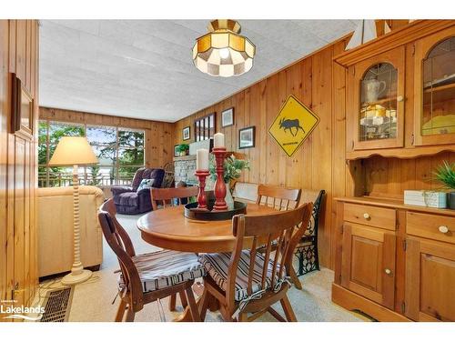 265 Mica Mine Road, Huntsville, ON - Indoor Photo Showing Dining Room