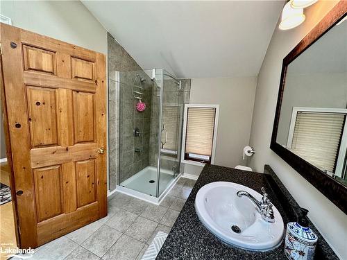 184 Brooker Boulevard, The Blue Mountains, ON - Indoor Photo Showing Bathroom