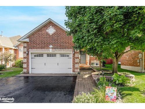 42 Felt Crescent, Barrie, ON - Outdoor