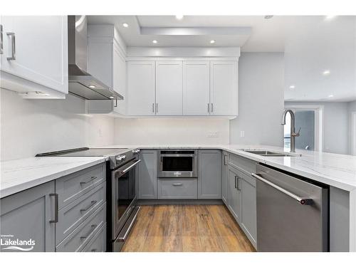 307-20 Salt Dock Road, Parry Sound, ON - Indoor Photo Showing Kitchen With Double Sink With Upgraded Kitchen