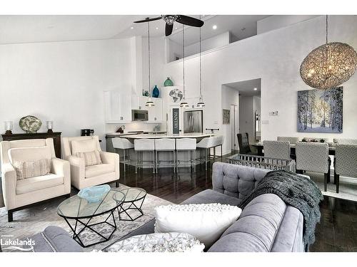 18-689616 Monterra Road, The Blue Mountains, ON - Indoor Photo Showing Living Room