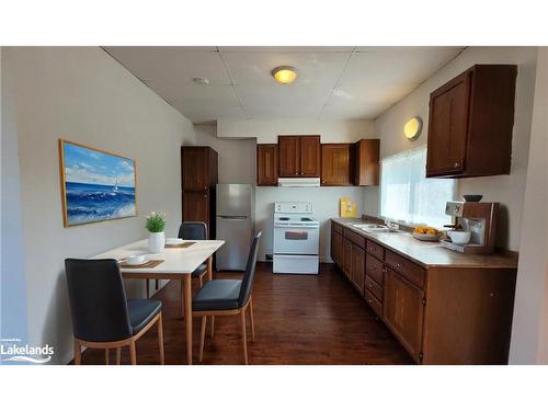 C01-280 River Road E, Wasaga Beach, ON - Indoor Photo Showing Kitchen With Double Sink