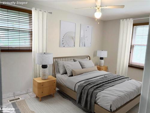 125 34Th Street N, Wasaga Beach, ON - Indoor Photo Showing Bedroom