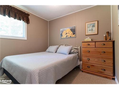 1346 Is 980/Deer Island, Georgian Bay, ON - Indoor Photo Showing Bedroom