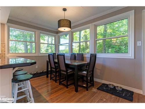 1346 Is 980/Deer Island, Georgian Bay, ON - Indoor Photo Showing Dining Room