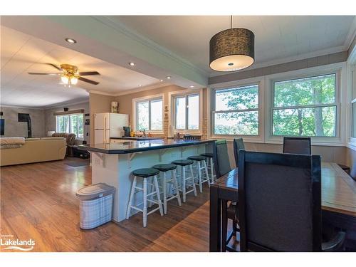 1346 Is 980/Deer Island, Georgian Bay, ON - Indoor Photo Showing Dining Room