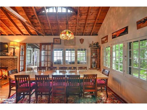 233 Midland Point Road, Midland, ON - Indoor Photo Showing Dining Room