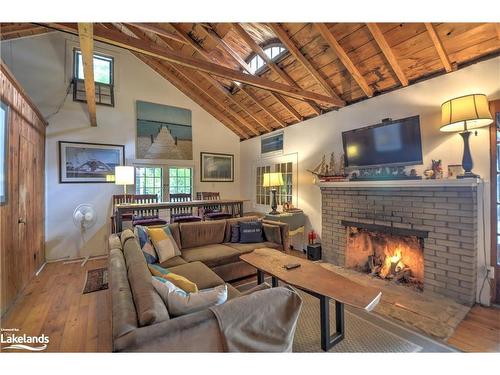 233 Midland Point Road, Midland, ON - Indoor Photo Showing Living Room With Fireplace