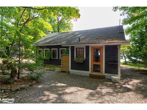 233 Midland Point Road, Midland, ON - Outdoor