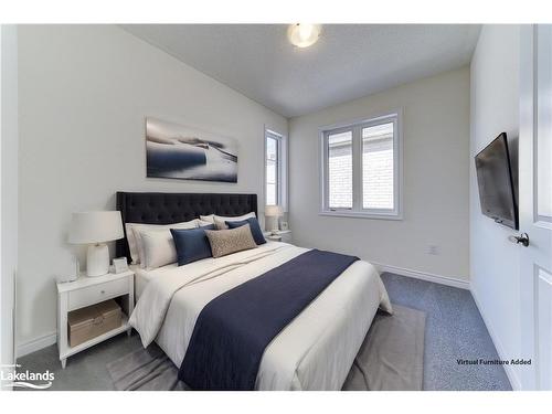 77 Sun Valley Avenue, Wasaga Beach, ON - Indoor Photo Showing Bedroom