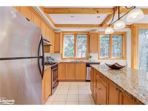 1-228 Blueski George Crescent, The Blue Mountains, ON - Indoor Photo Showing Kitchen