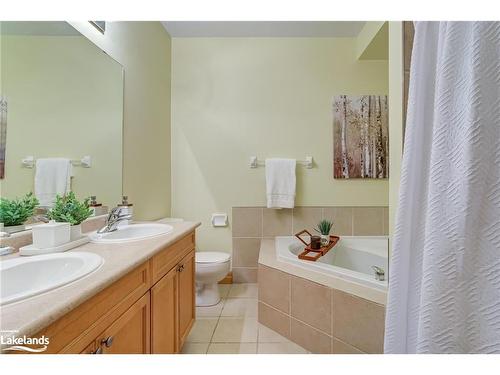 1-228 Blueski George Crescent, The Blue Mountains, ON - Indoor Photo Showing Bathroom