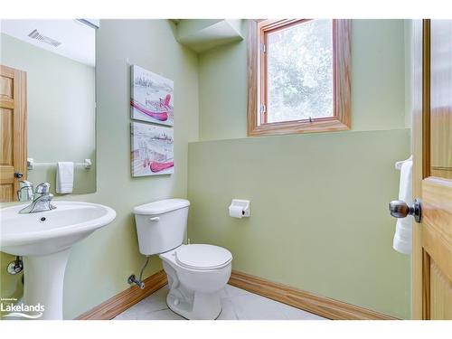 1-228 Blueski George Crescent, The Blue Mountains, ON - Indoor Photo Showing Bathroom