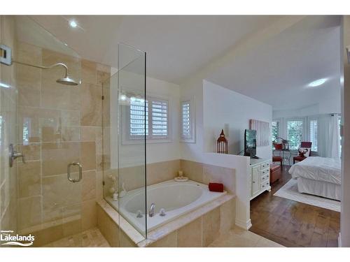 32 Nettleton Court, Collingwood, ON - Indoor Photo Showing Bathroom