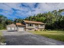 80 Ceramic Mine Road Road, Huntsville, ON  - Outdoor With Facade 