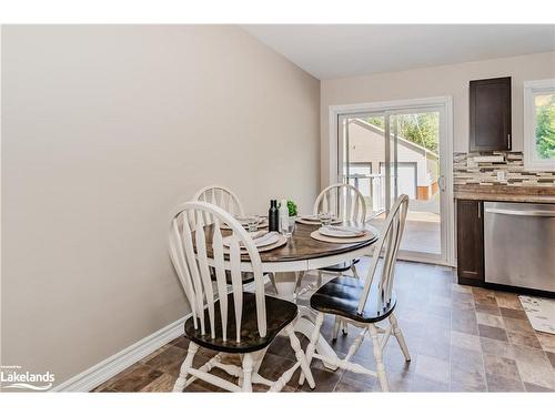 80 Ceramic Mine Road Road, Huntsville, ON - Indoor Photo Showing Dining Room