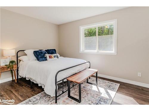 80 Ceramic Mine Road Road, Huntsville, ON - Indoor Photo Showing Bedroom