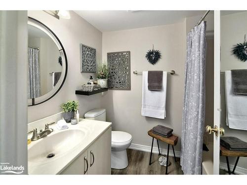 88-23 Dawson Drive, Collingwood, ON - Indoor Photo Showing Bathroom