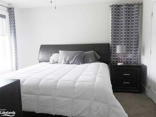 309 Yellow Birch Crescent, The Blue Mountains, ON - Indoor Photo Showing Bedroom