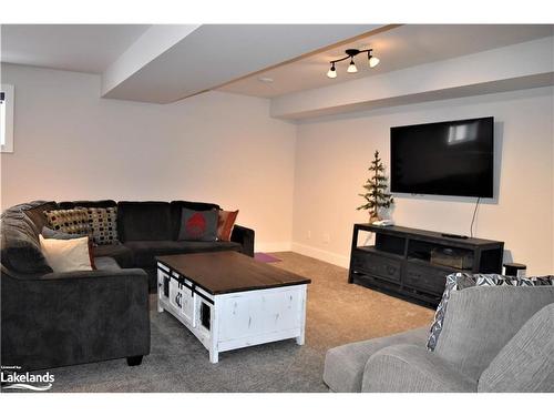 309 Yellow Birch Crescent, The Blue Mountains, ON - Indoor Photo Showing Living Room