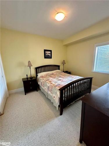 524 Mariners Way, Collingwood, ON - Indoor Photo Showing Bedroom