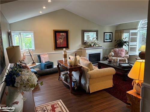 4 Nettleton Court, Collingwood, ON - Indoor Photo Showing Living Room With Fireplace