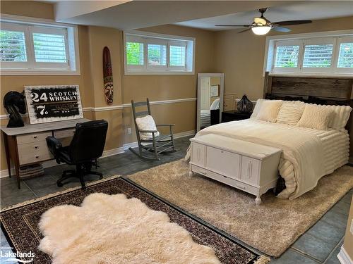 4 Nettleton Court, Collingwood, ON - Indoor Photo Showing Bedroom