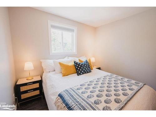 268 Greenwood Avenue, North Bay, ON - Indoor Photo Showing Bedroom