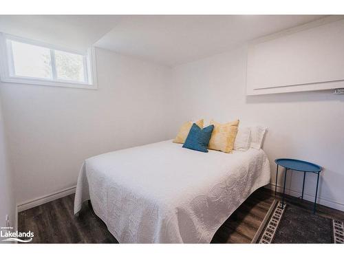 268 Greenwood Avenue, North Bay, ON - Indoor Photo Showing Bedroom