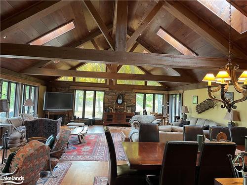 133 Arrowhead Road, The Blue Mountains, ON - Indoor Photo Showing Dining Room