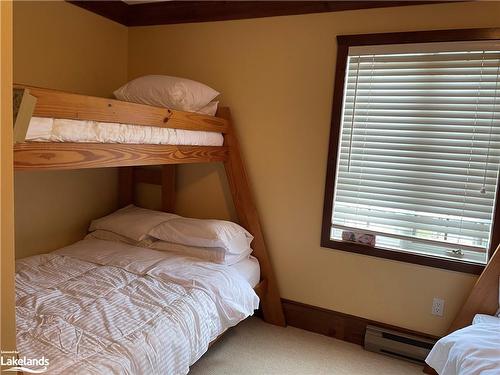 133 Arrowhead Road, The Blue Mountains, ON - Indoor Photo Showing Bedroom