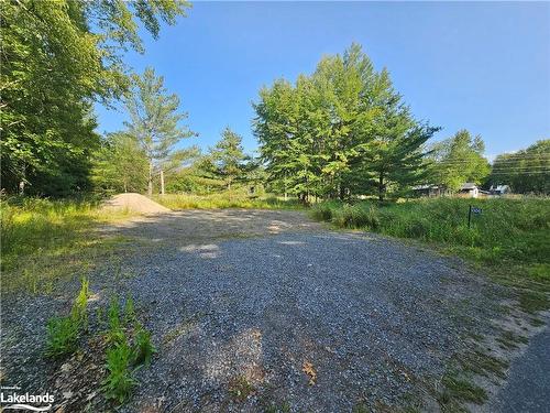 1006 Bowyers Beach Road, Bracebridge, ON 