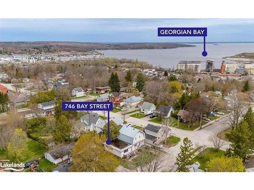 746 Bay Street, Midland, ON - Outdoor With View