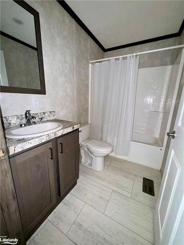 4-45 Tower Road, Mactier, ON - Indoor Photo Showing Bathroom