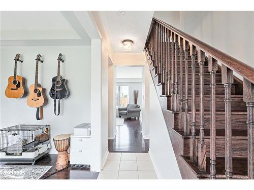 48 Mclean Avenue, Collingwood, ON - Indoor Photo Showing Other Room